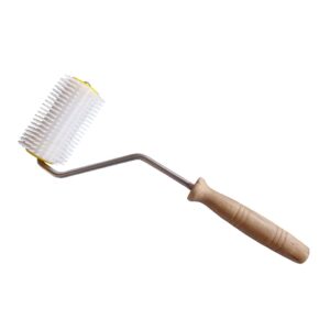 Uncapping Roller